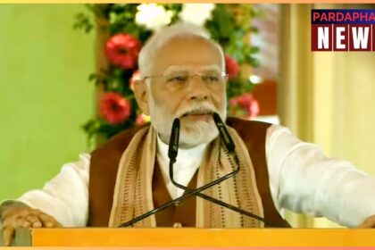 PM Modi in Odisha: 'सत्ता को जन्मसिद्ध अधिकार मानने वालों से सतर्क रहें,' भुवनेश्वर में विपक्ष पर जमकर बरसे प्रधानमंत्री