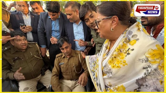 वसुंधरा राजे के काफिले की गाड़ी पलटी, 5 पुलिसकर्मी घायल, पूर्व सीएम ने दिखाया संवेदनशीलता का परिचय