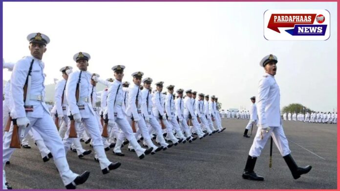 गणतंत्र दिवस पर भारतीय नौसेना का दमखम: INS वागशीर, INS सूरत और INS नीलगिरी होंगे आकर्षण