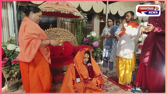 सनातन परंपरा की संवाहक: महामंडलेश्वर की उपाधि से सम्मानित हुईं ज्योतिषाचार्या कृष्णा शर्मा जी