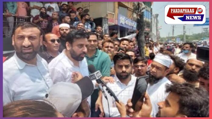 अमानतुल्लाह खान पर फिर FIR: आचार संहिता के उल्लंघन और पुलिस से भिड़ंत के आरोप
