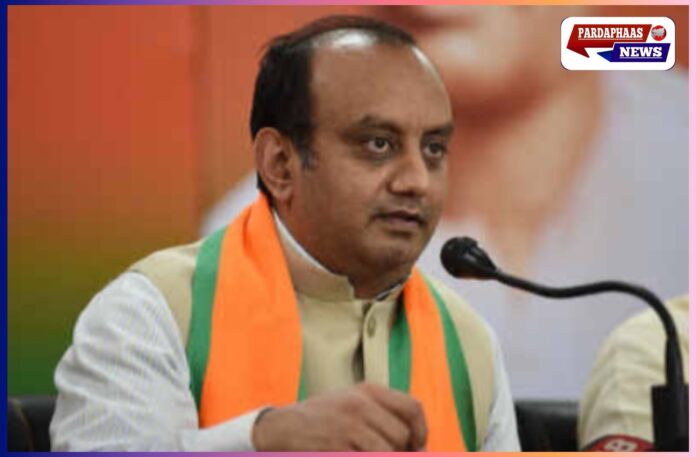 नेशनल हेराल्ड बचाना नहीं, कब्जाना मकसद था? सुधांशु त्रिवेदी का कांग्रेस पर तीखा प्रहार