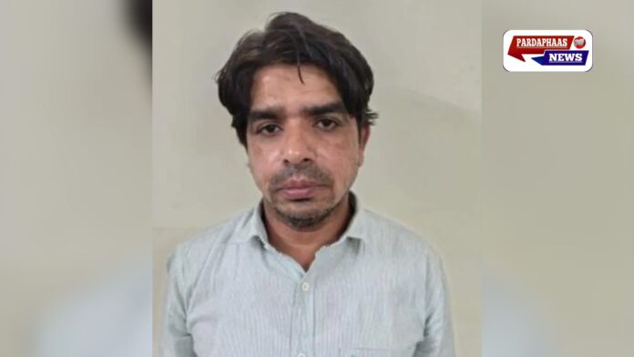 दिल्ली से पाकिस्तानी जासूस हारून गिरफ्तार: दूतावास कर्मचारी के साथ मिलकर देता था गोपनीय जानकारी, फर्जी वीजा के नाम पर ठगता था लाखों