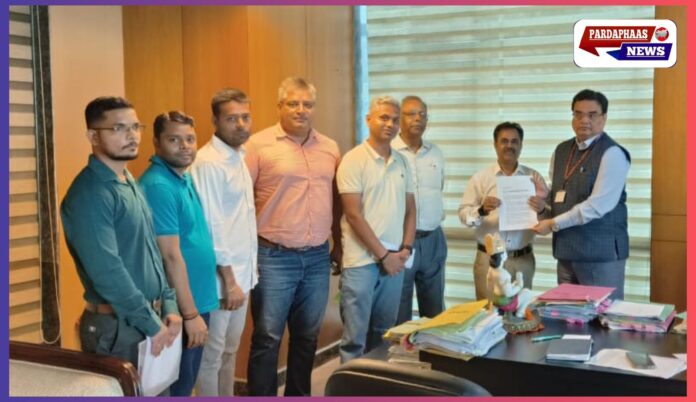 ग्रेटर नोएडा वेस्ट की सोसाइटियों में बदहाली! नेफोमा ने रजिस्ट्री, बुनियादी सुविधाओं और बिल्डरों की मनमानी को लेकर प्राधिकरण से की शिकायत