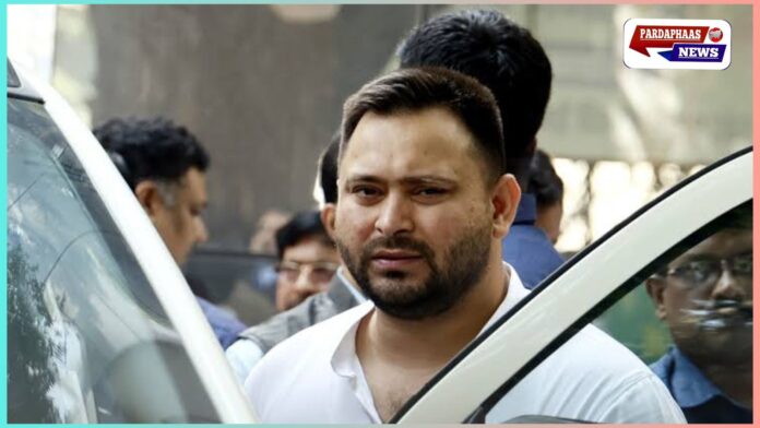 तेजस्वी यादव के काफिले में ट्रक ने मारी टक्कर, बाल-बाल बचे नेता प्रतिपक्ष; कई सुरक्षाकर्मी घायल