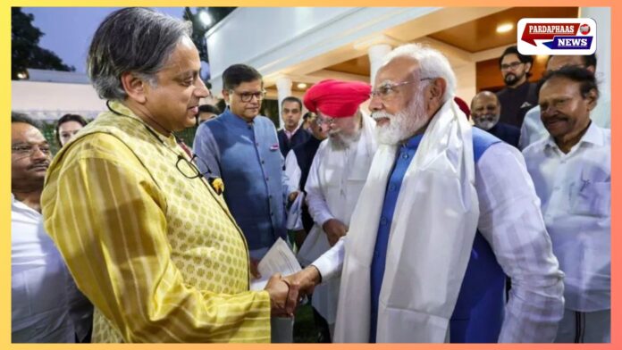 “11 साल की विदेश यात्राओं में आपने भारत की साख बनाई” – पीएम मोदी से मिले सर्वदलीय डेलिगेशन के कांग्रेस सांसदों ने की खुलकर तारीफ
