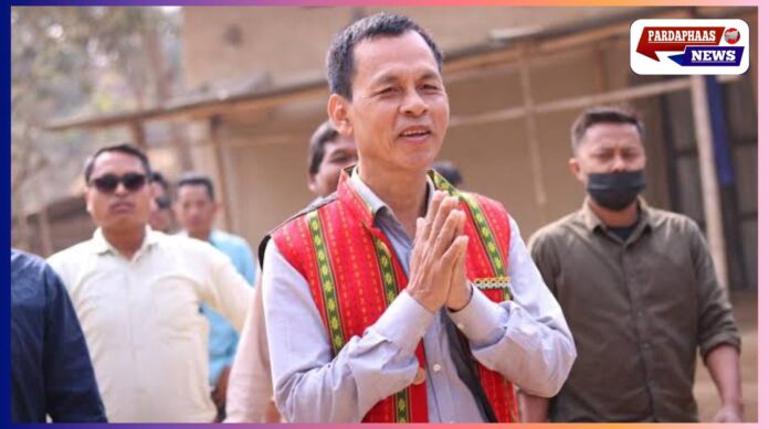 त्रिपुरा : आदिवासी महिलाओं के गैर-आदिवासी से विवाह पर रोक और एसटी सुविधाएं रद्द करने की मांग तेज