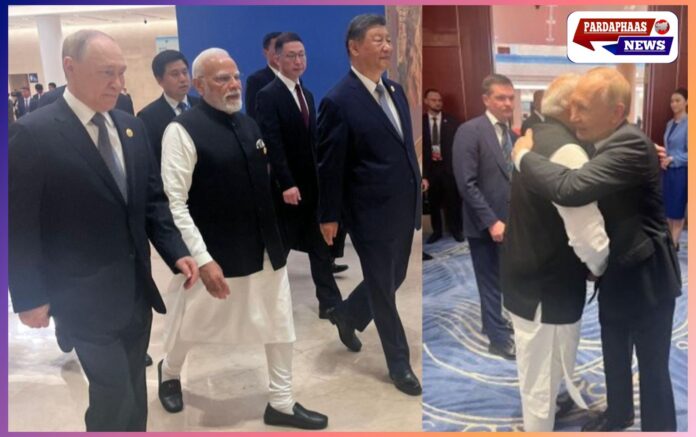 SCO समिट (तिआनजिन) — दूसरे दिन: मोदी, पुतिन और जिनपिंग के बीच त्रिकोणीय मुलाकात; द्विपक्षीय वार्ता पर नजरें
