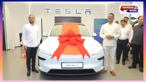 Mumbai: ‘Tesla Experience Centre’ से पहली Model Y की डिलीवरी—मंत्री प्रताप सरनाईक बनें देश के पहले मालिक