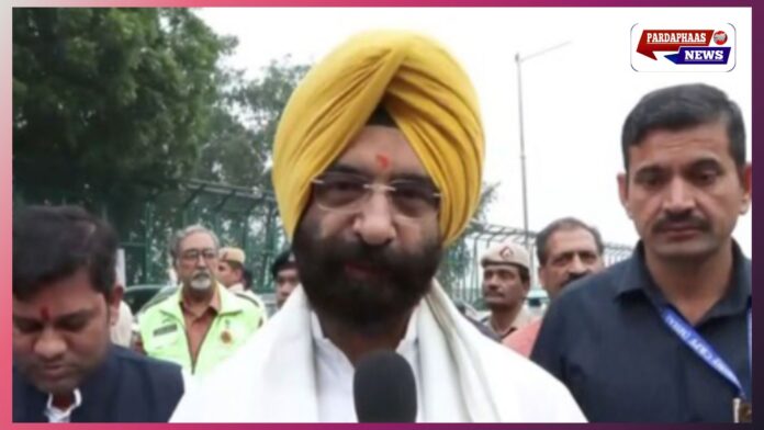 दिल्ली में प्रदूषण से राहत की उम्मीद! आज हो सकती है कृत्रिम बारिश, तैयार है क्लाउड सीडिंग मिशन दिल्ली में प्रदूषण से राहत की उम्मीद! आज हो सकती है कृत्रिम बारिश, तैयार है क्लाउड सीडिंग मिशन