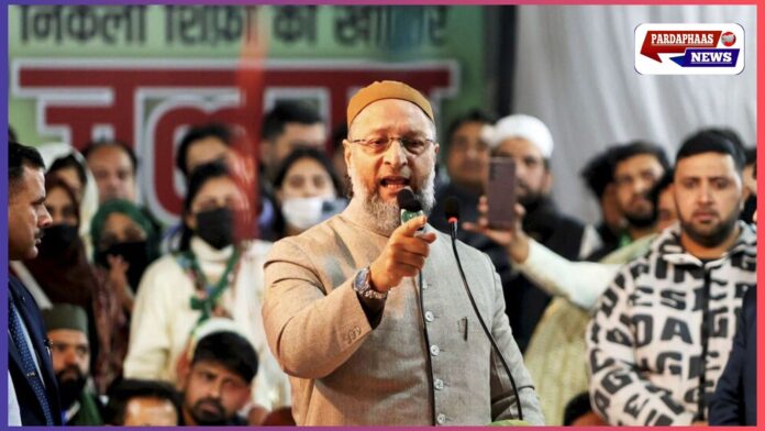 ओवैसी का मोदी पर हमला — कहा: “आरएसएस का स्वतंत्रता संग्राम में कोई योगदान नहीं”