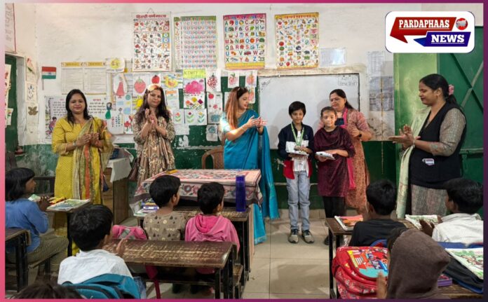 बाल दिवस पर मुस्कानें बाँटती एथोमार्ट की पहल — छोटी भिलक के प्राथमिक विद्यालय में हर्षोल्लासपूर्ण आयोजन