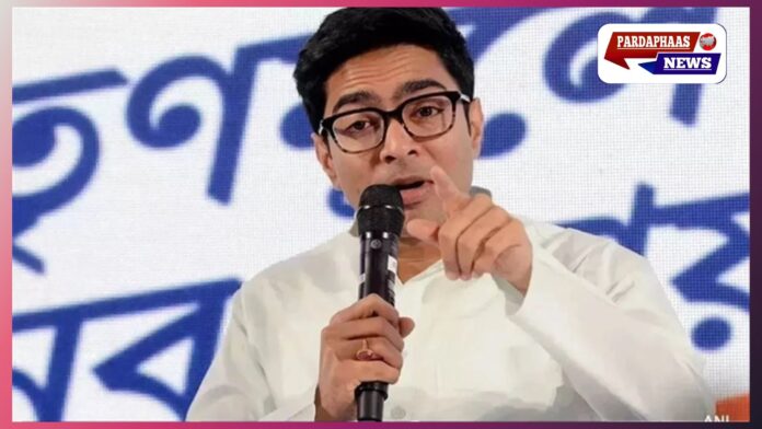 अभिषेक बनर्जी का चुनाव आयोग पर बड़ा हमला, वोटर लिस्ट जारी न होने पर ECI कार्यालय घेरने की चेतावनी