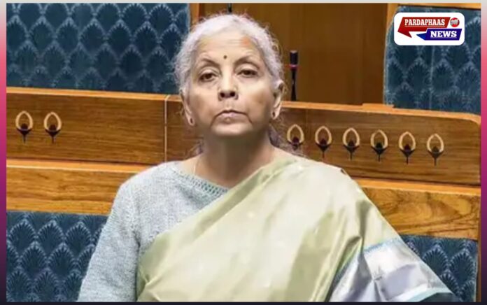 बजट पर घमासान: संसद में निर्मला सीतारमण का राहुल गांधी पर तीखा प्रहार, कहा– “बिना पढ़े लगाए आरोप, डेटा पूरी तरह गलत”