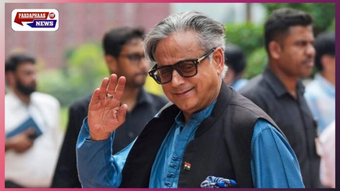 केरल में सियासी रणभेरी: कांग्रेस ने बनाई चुनावी रणनीति, रमेश चेन्निथला को कमान, शशि थरूर को अहम जिम्मेदारी