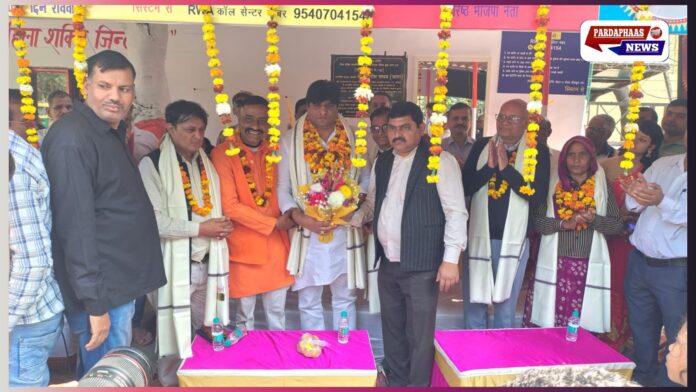 “लगातार मेहनत करने वालों की जीत निश्चित है”; सेक्टर 71 में पहाड़ी सेल्फी प्वाइंट व स्कूल शेड का उद्घाटन: सतपाल यादव