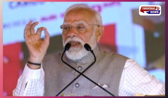 “जेवर में नोएडा इंटरनेशनल एयरपोर्ट के उद्घाटन पर पीएम मोदी का सपा पर तीखा हमला: ‘नोएडा कभी लूट का एटीएम था, आज विकास का इंजन है’”