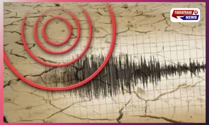 दिल्ली-NCR से लेकर जम्मू-कश्मीर तक कांपी धरती: अफगानिस्तान सीमा पर 5.9 तीव्रता के भूकंप से दहशत, लोग घरों से बाहर निकले
