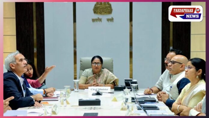 दिल्ली मेट्रो विस्तार से मजबूत होगी राजधानी की जीवनरेखा, ट्रैफिक और प्रदूषण में आएगी कमी: सीएम रेखा गुप्ता