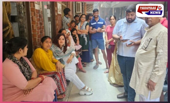 नोएडा में श्रमिकों का आक्रोश, प्रशासन पर सवाल और राजनीतिक सरगर्मी तेज