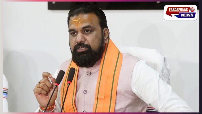 बिहार में बड़ा प्रशासनिक फैसला: सीएम सम्राट चौधरी ने पलटा पुराना आदेश, हड़ताली राजस्व कर्मचारियों को राहत