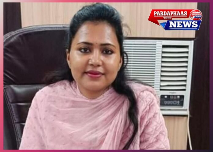 गाजीपुर के DPRO का तबादला, नमिता शरण बनीं नई अधिकारी
